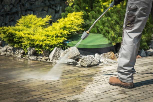 Best Deck and Patio Pressure Washing in Muscatine, IA